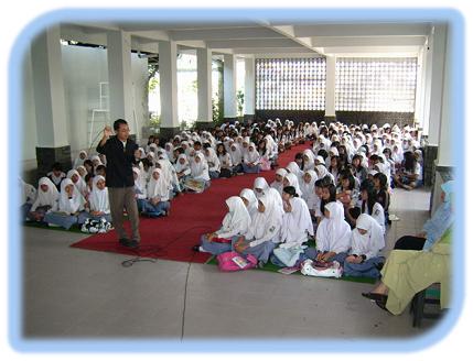 Pelatihan ESQ siswa putri